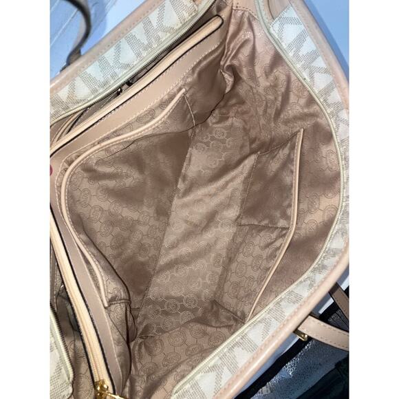 MICHAEL KORS, IVORY, TAN SIGNATURE PVC LEATHER SHOULDER BAG - Picture 11 of 16